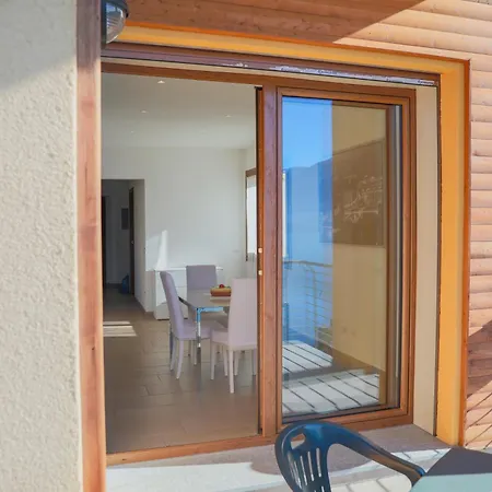 Gold By Design Apartment Bellano