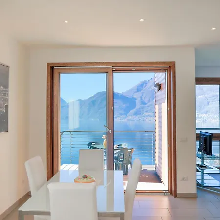 Gold By Design Apartment *